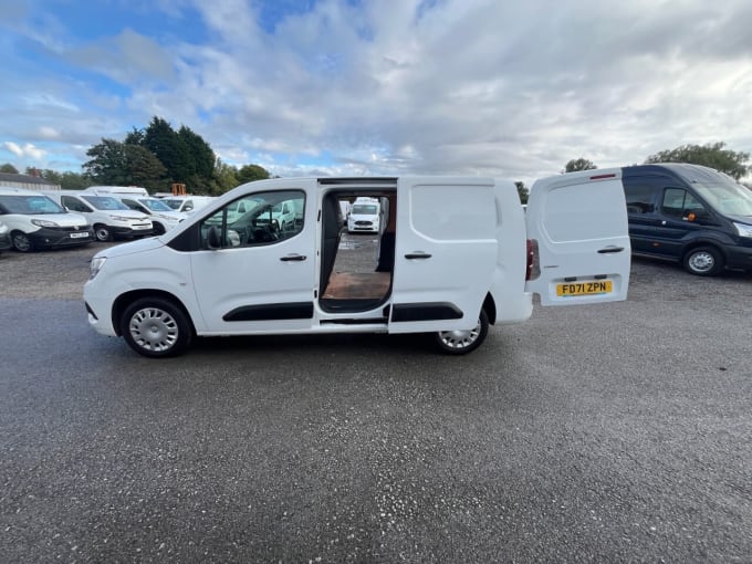 2025 Vauxhall Combo