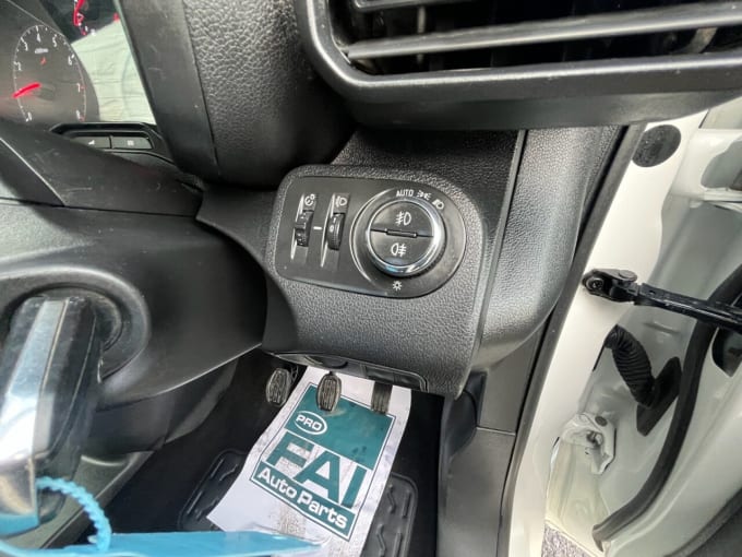 2025 Vauxhall Combo