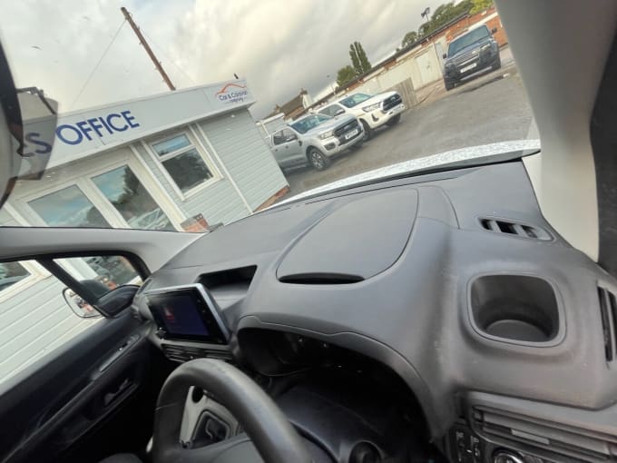 2025 Vauxhall Combo