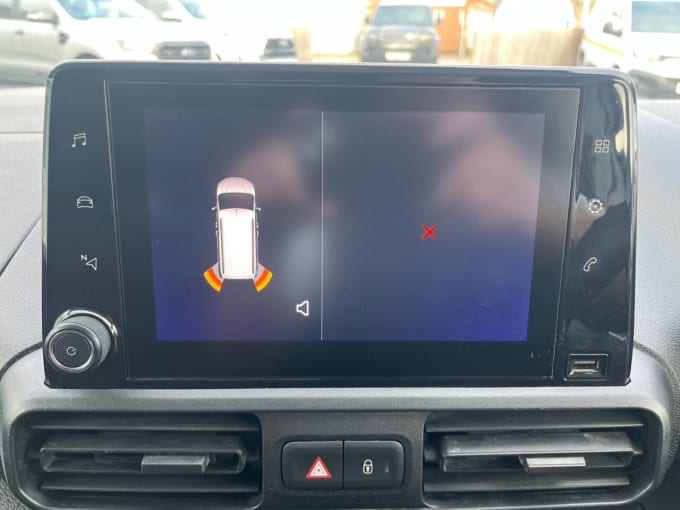 2025 Vauxhall Combo
