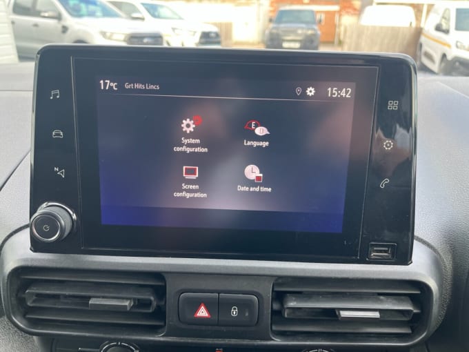 2025 Vauxhall Combo