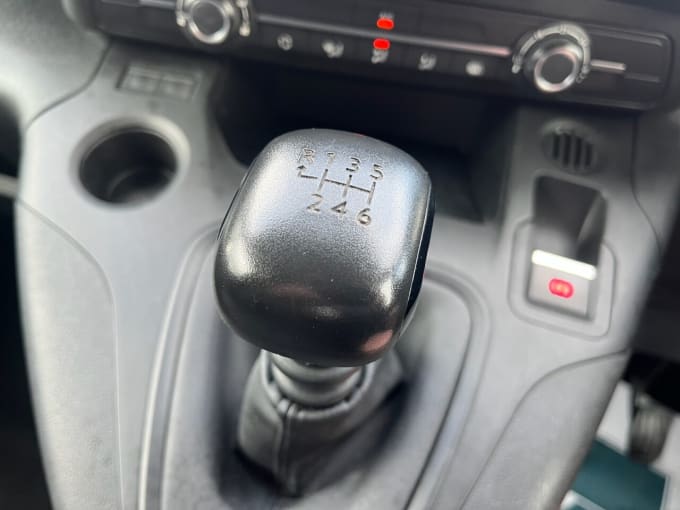 2025 Vauxhall Combo