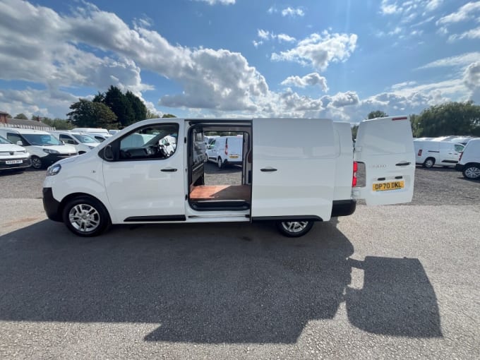 2025 Vauxhall Vivaro