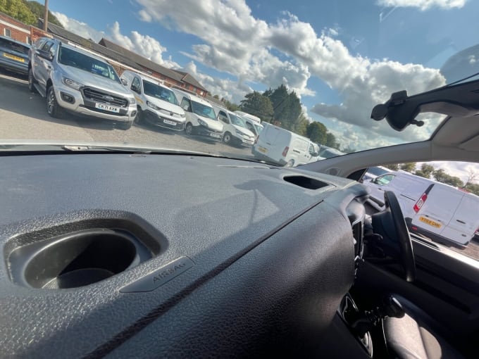 2025 Vauxhall Vivaro