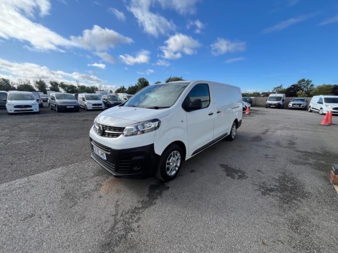 2025 Vauxhall Vivaro