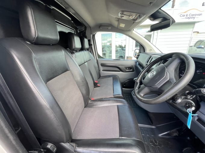 2025 Vauxhall Vivaro