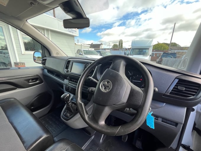 2025 Vauxhall Vivaro