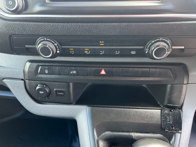 2025 Vauxhall Vivaro