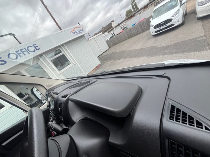 2025 Vauxhall Movano