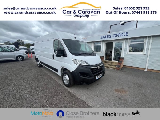 2025 Vauxhall Movano