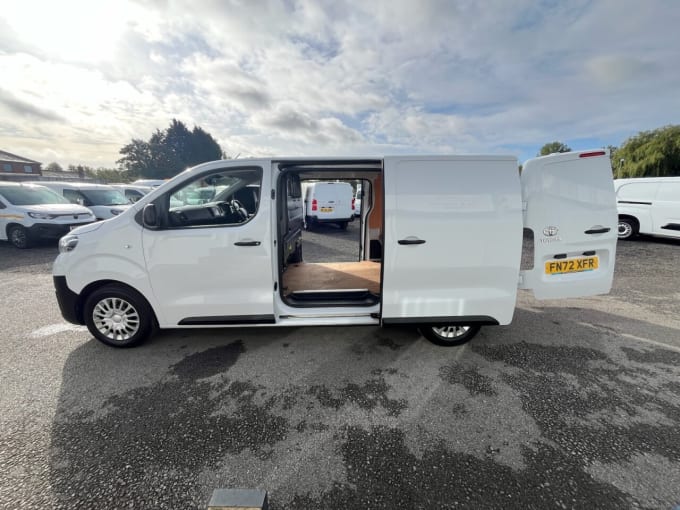 2025 Toyota Proace