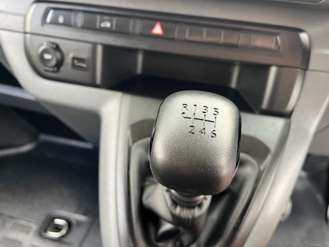 2025 Toyota Proace