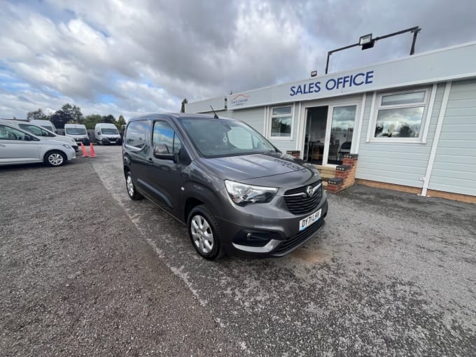 2025 Vauxhall Combo