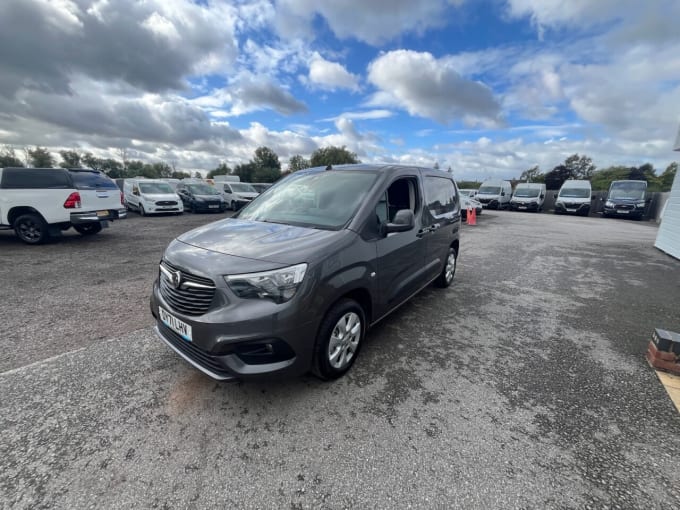 2025 Vauxhall Combo