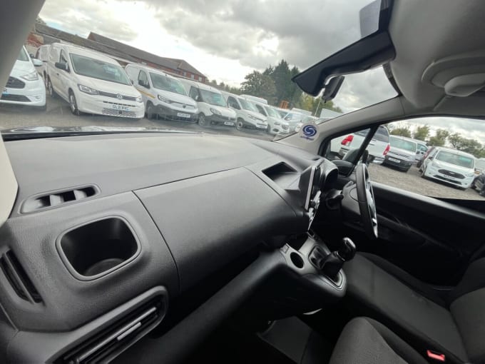 2025 Vauxhall Combo
