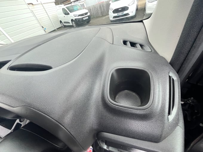 2025 Vauxhall Combo