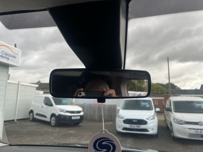 2025 Vauxhall Combo