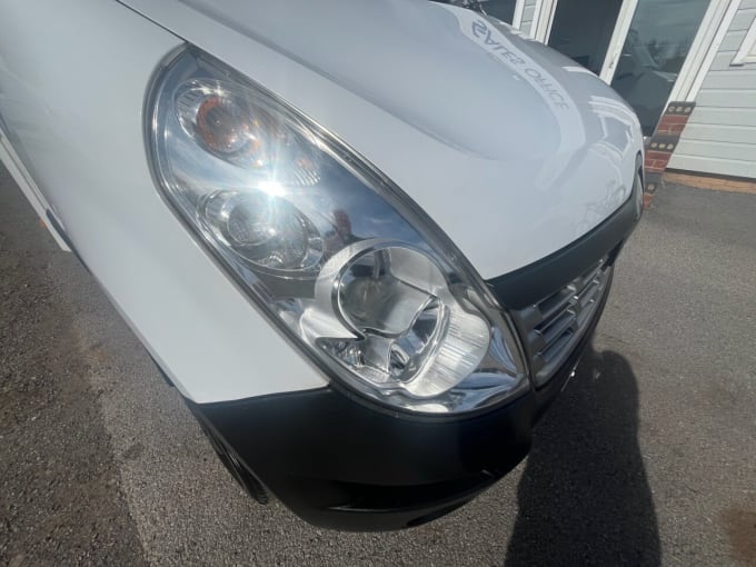 2025 Renault Master