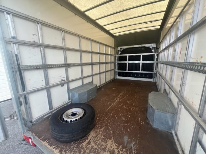 2025 Renault Master