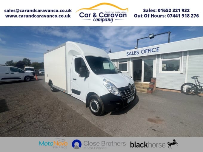 2025 Renault Master