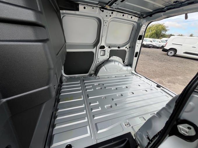 2025 Volkswagen Caddy
