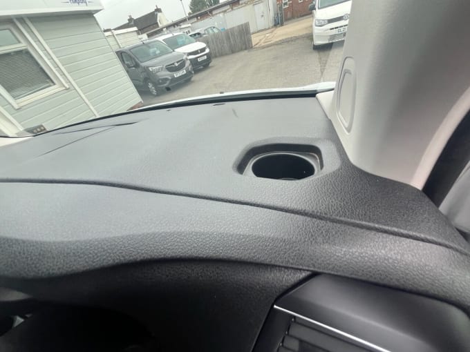 2025 Vauxhall Vivaro