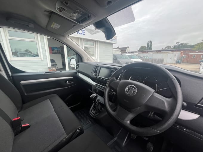 2025 Vauxhall Vivaro