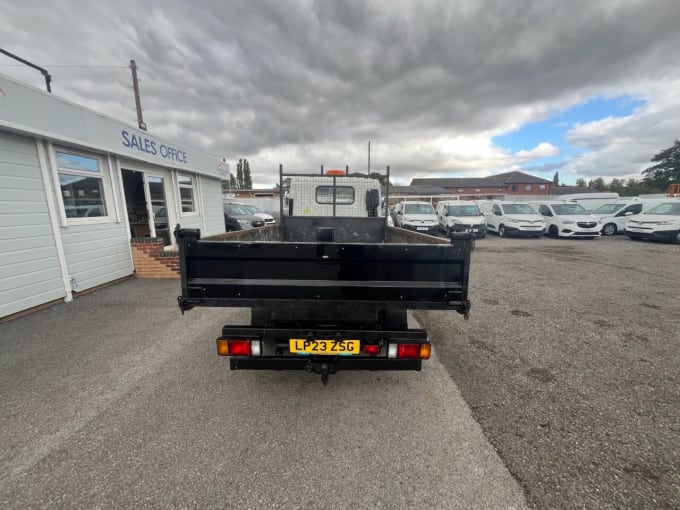 2025 Isuzu Grafter