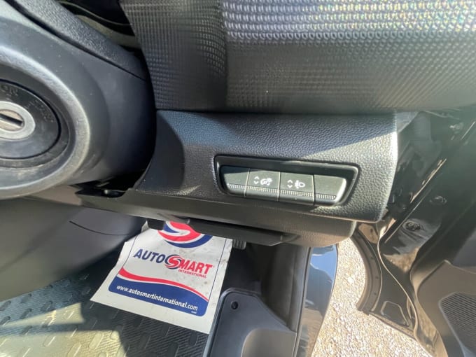 2025 Renault Trafic