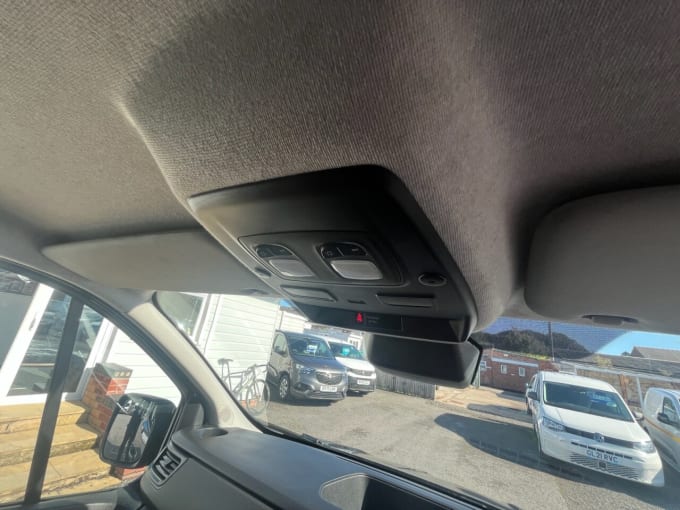 2025 Renault Trafic