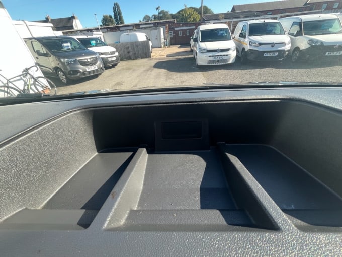 2025 Renault Trafic