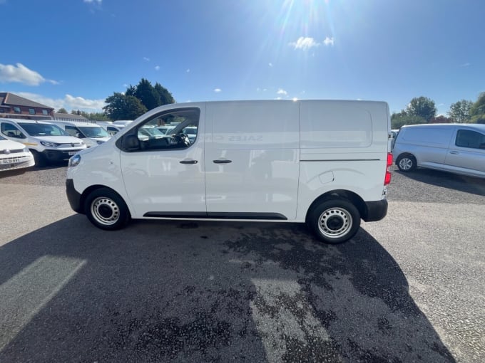2025 Vauxhall Vivaro