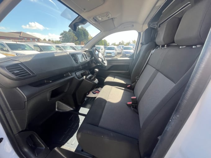 2025 Vauxhall Vivaro
