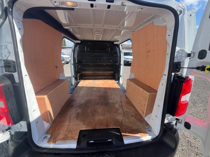 2025 Vauxhall Vivaro