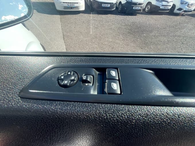 2025 Vauxhall Vivaro