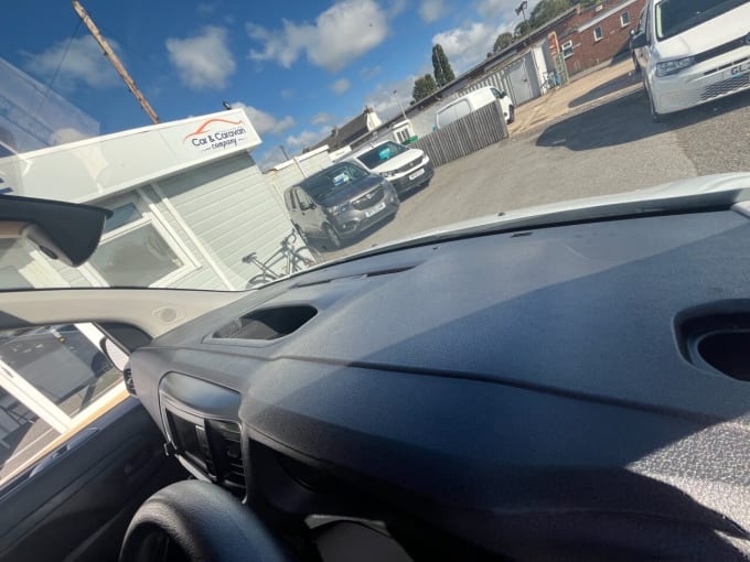 2025 Vauxhall Vivaro