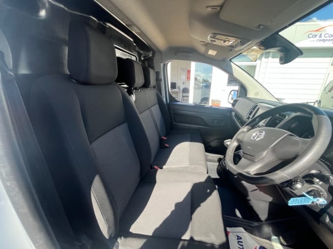 2025 Vauxhall Vivaro
