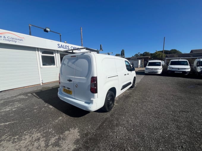 2025 Vauxhall Combo
