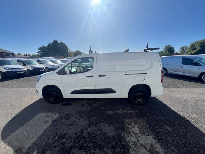 2025 Vauxhall Combo