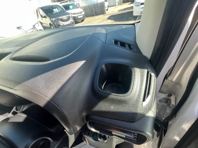 2025 Vauxhall Combo