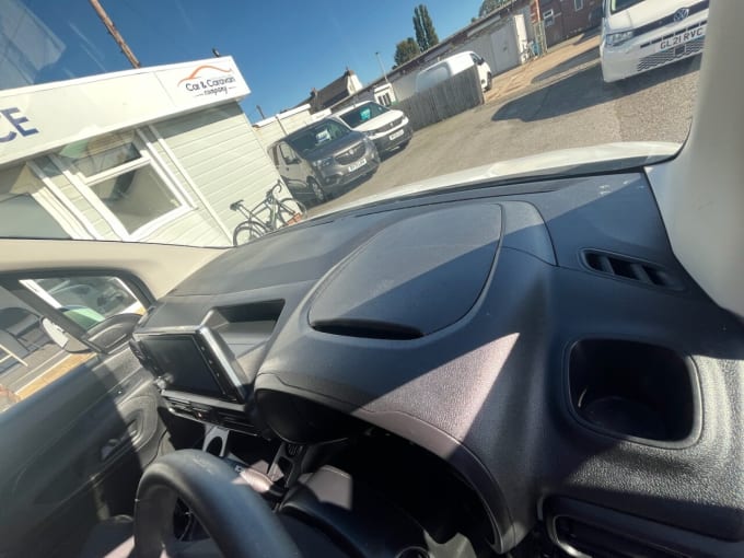 2025 Vauxhall Combo