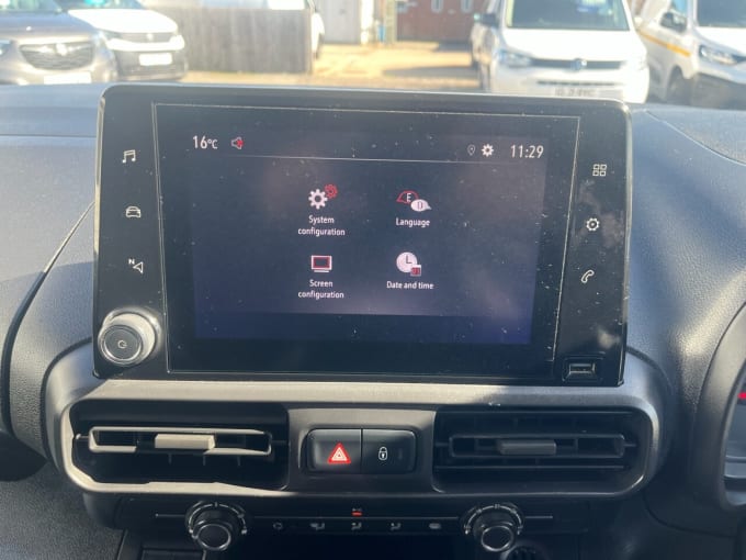 2025 Vauxhall Combo