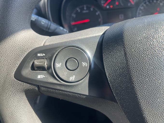 2025 Vauxhall Combo