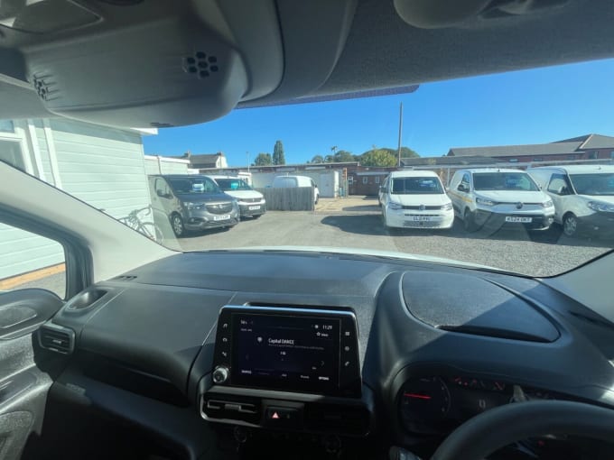 2025 Vauxhall Combo