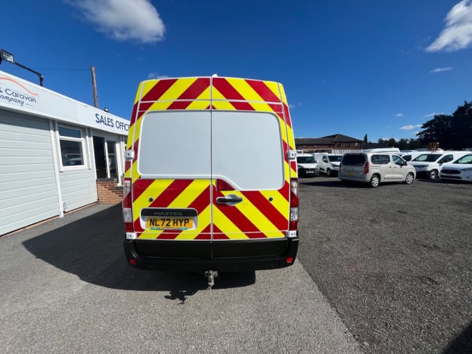 2025 Renault Master