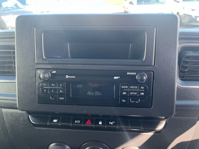 2025 Renault Master