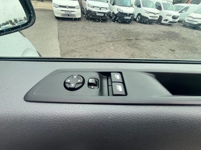 2025 Vauxhall Vivaro