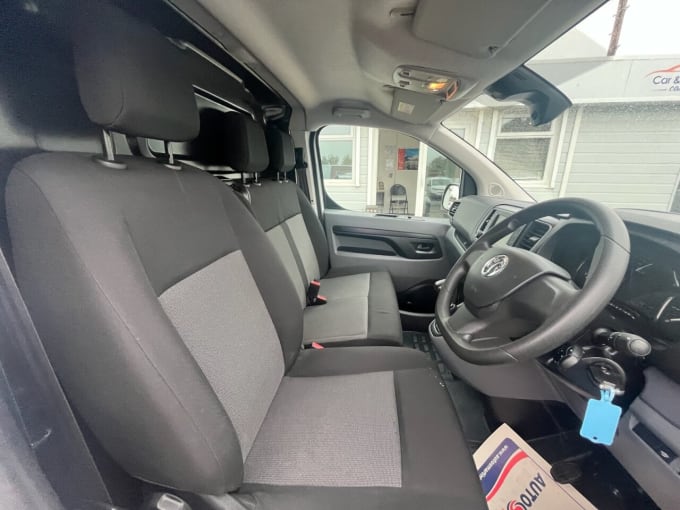 2025 Vauxhall Vivaro