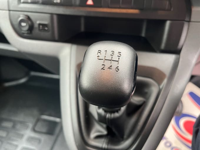 2025 Vauxhall Vivaro