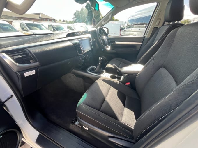 2025 Toyota Hi-lux